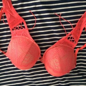Bombshell Bra by Victoria Secret 36C